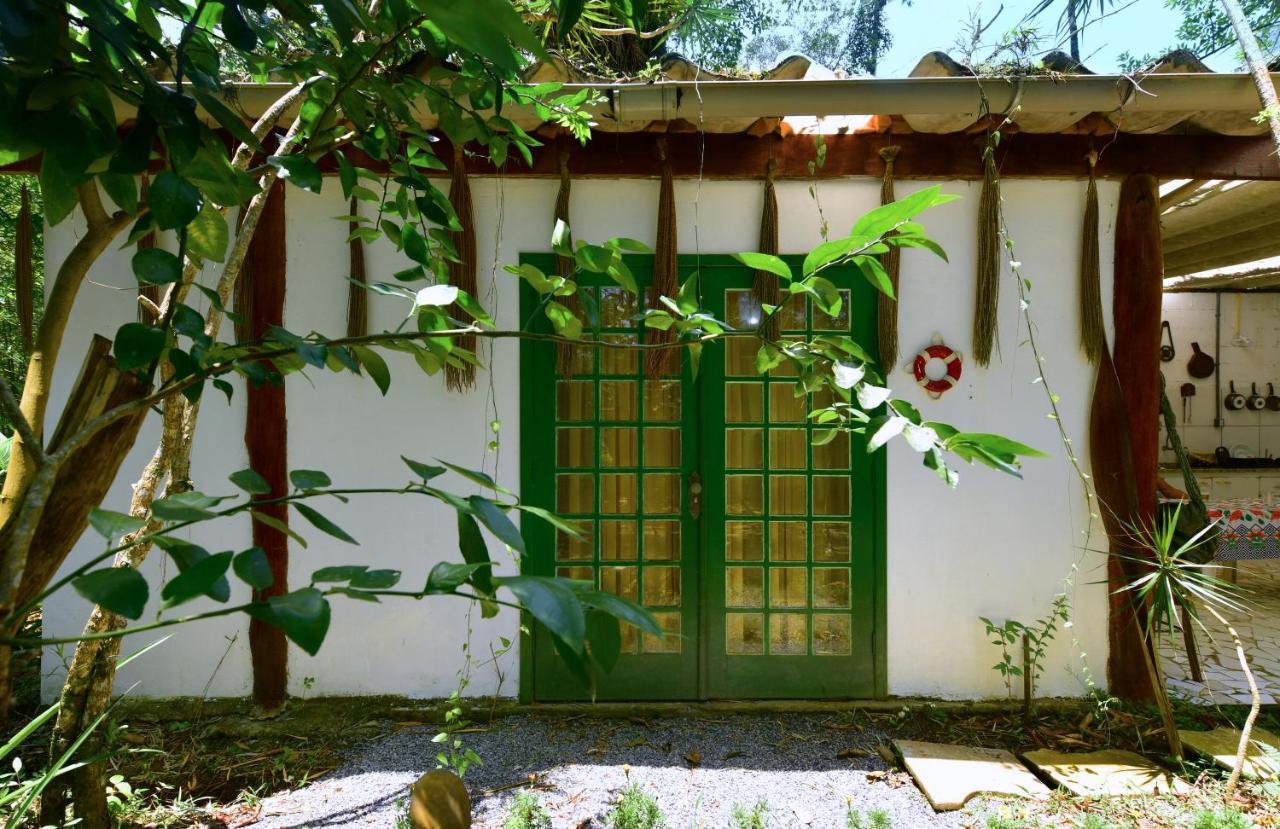 Chalé Privativo à beira do rio Jaguareguava na Mata Atlântica em Bertioga SP Villa Exterior foto